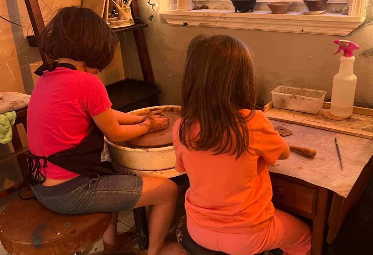 PleaseHelpSaveOurHouse