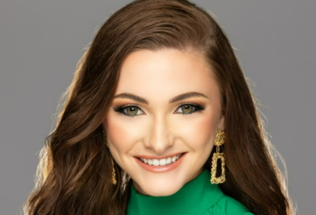 EmilyHughesMissLeedsTeen2026