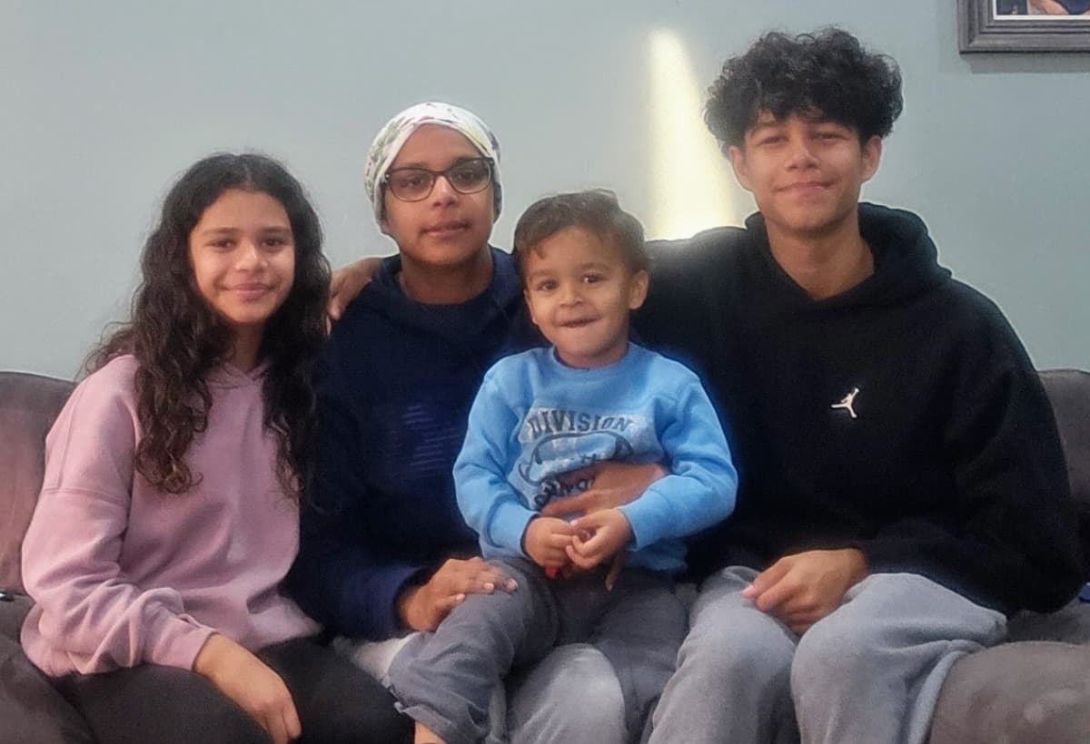 HelpAviannFightCancer