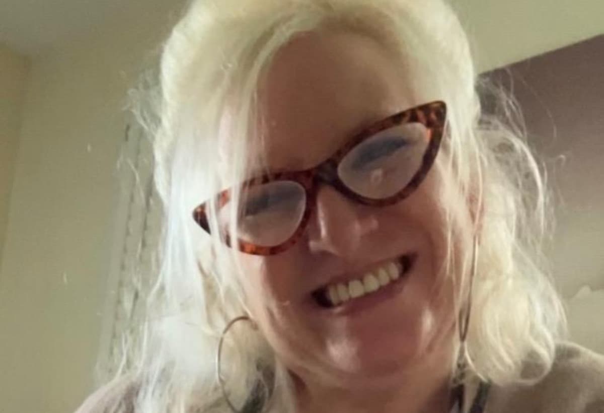 HelpJulieFindANewHome