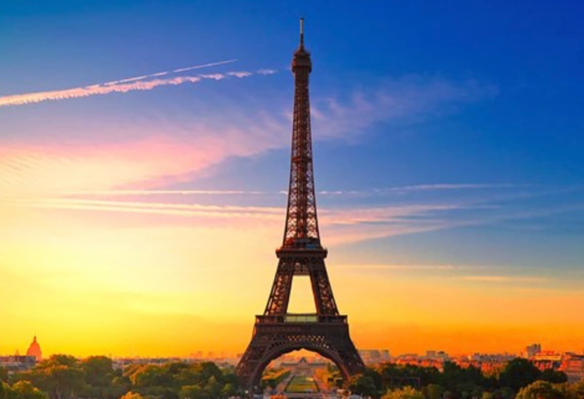 LindzeeGoesAbroad2023