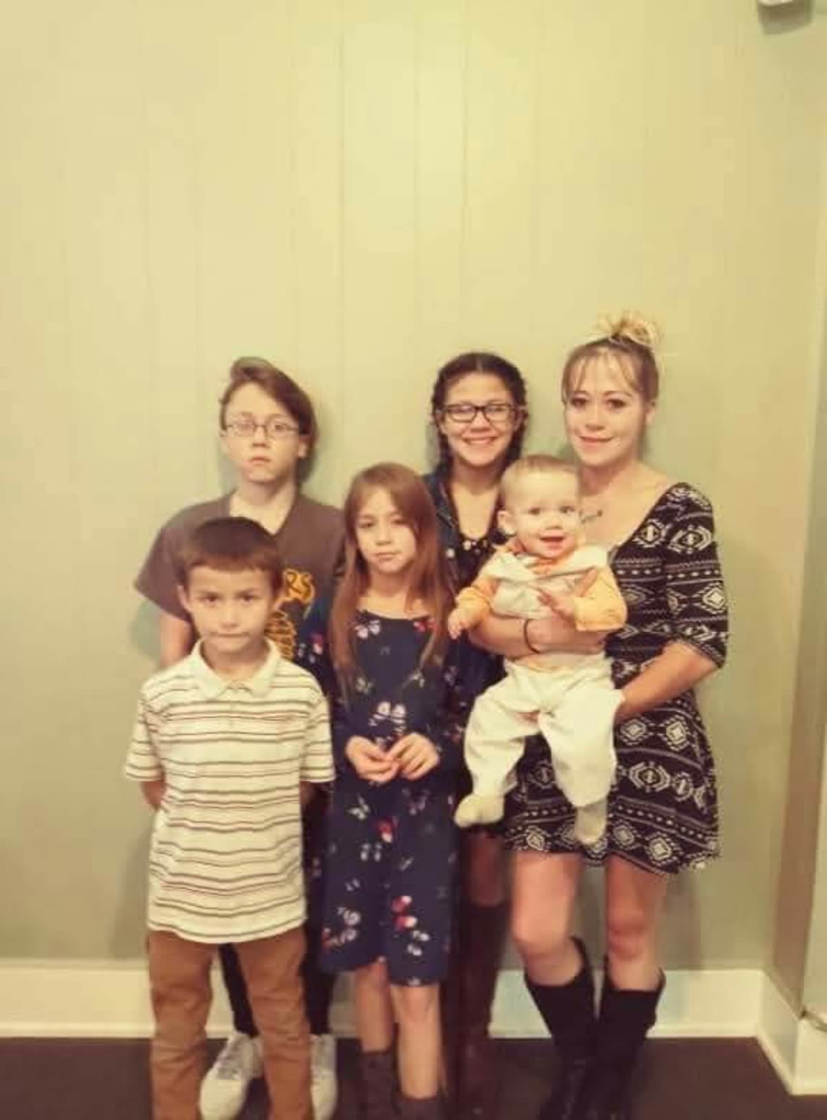 MomOf5OutOfWorkFromInjury