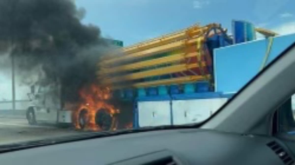 WorkTruckCaughtOnFire