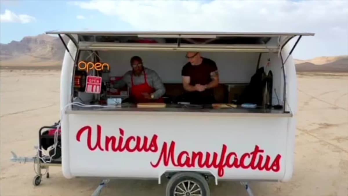 StolenFoodTruckGenerator
