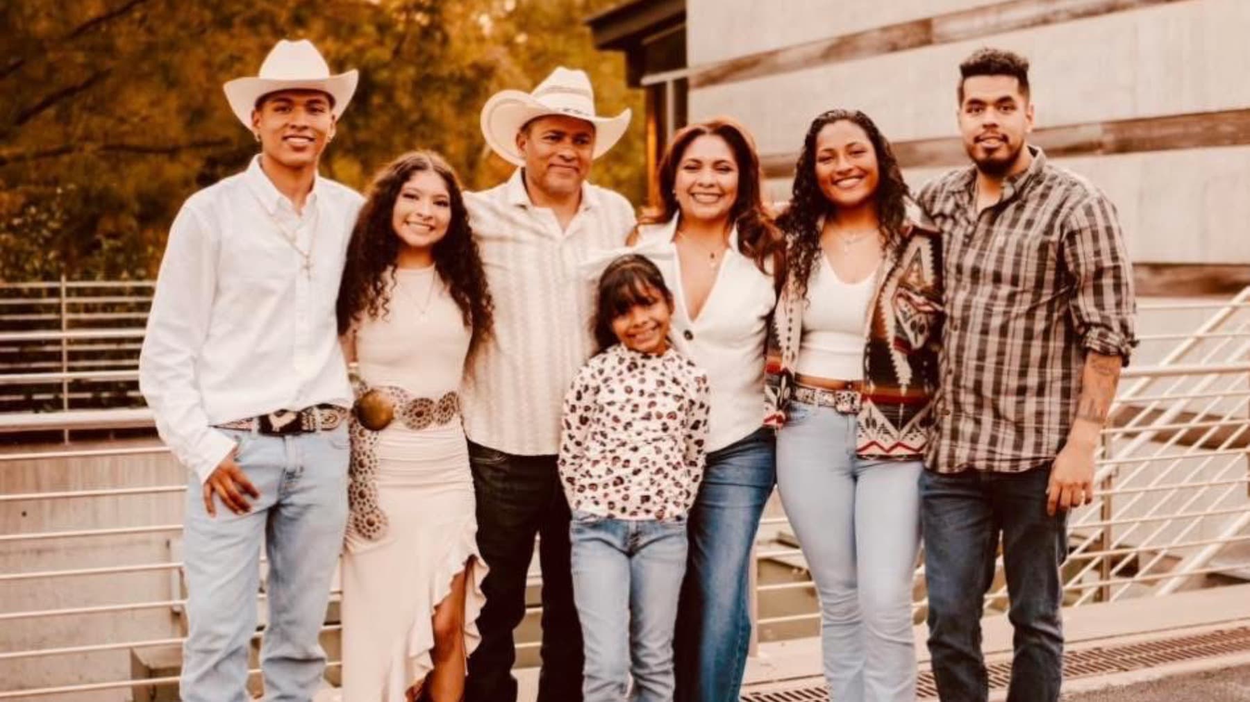 Supporting The Hernandez