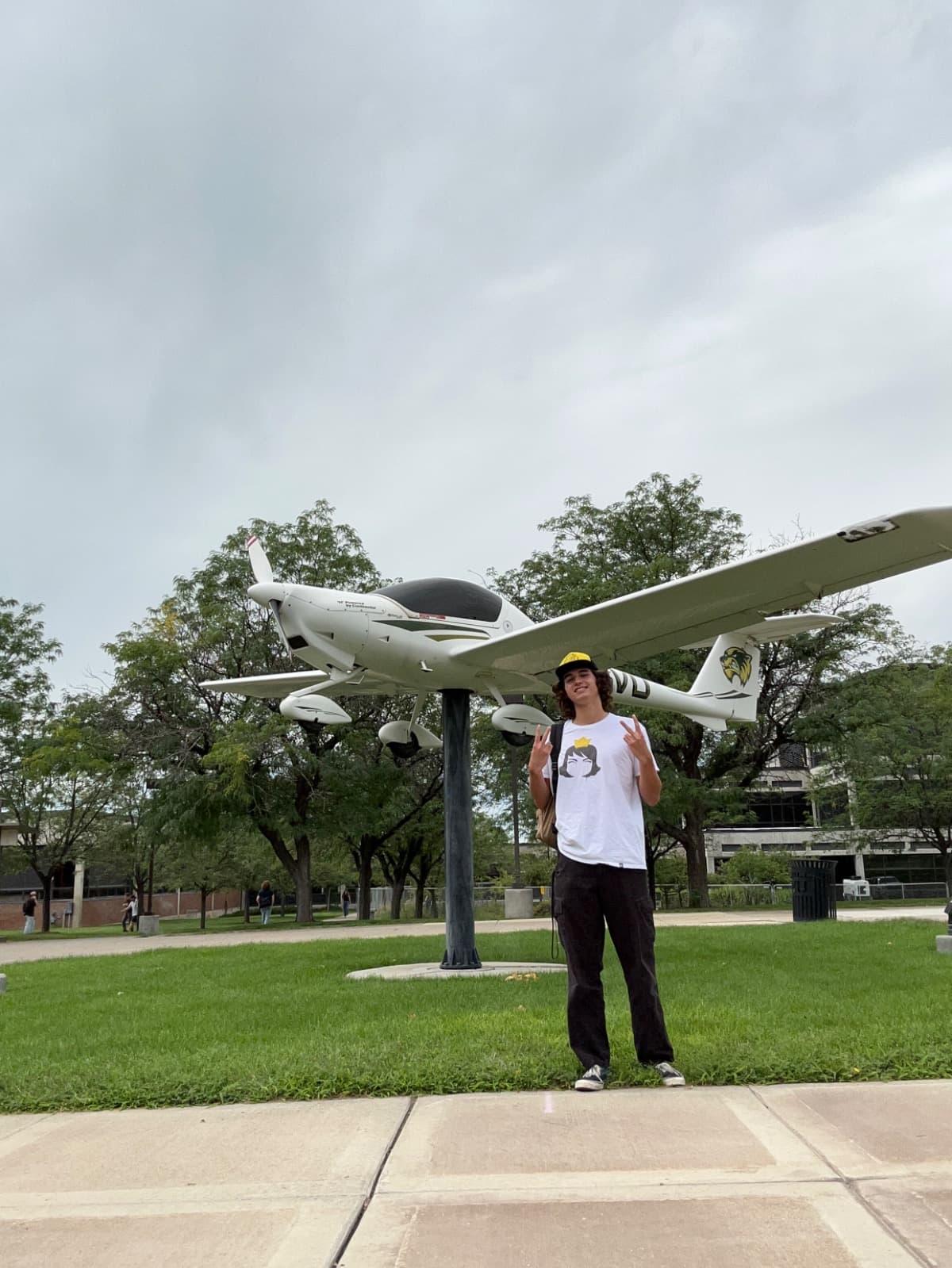 GoingToCollegeToBeAPilot