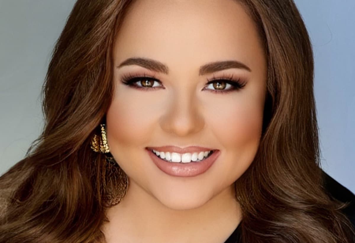 AlainaMalcolmMissSandhills