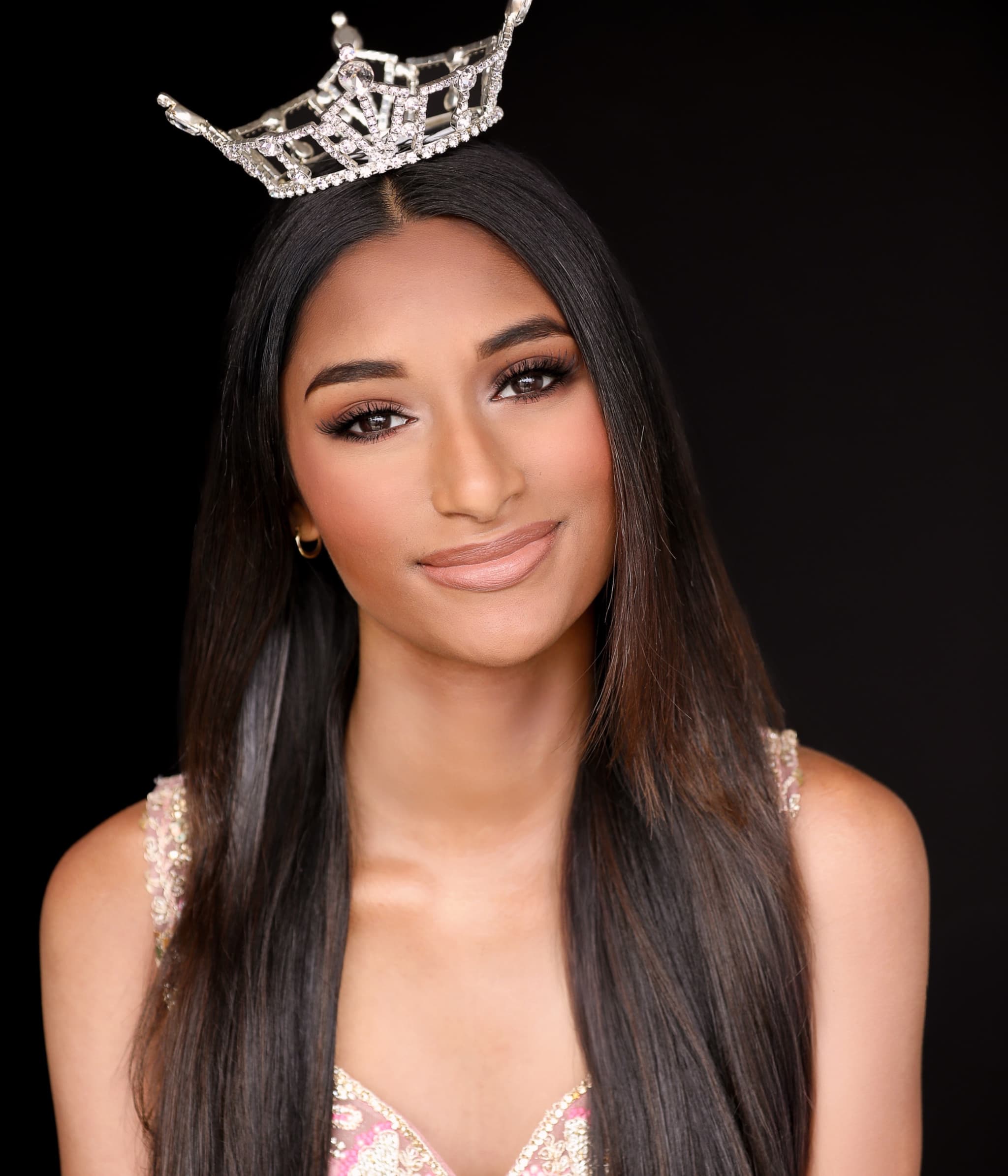 Miss Laurel Teen Christina Singh