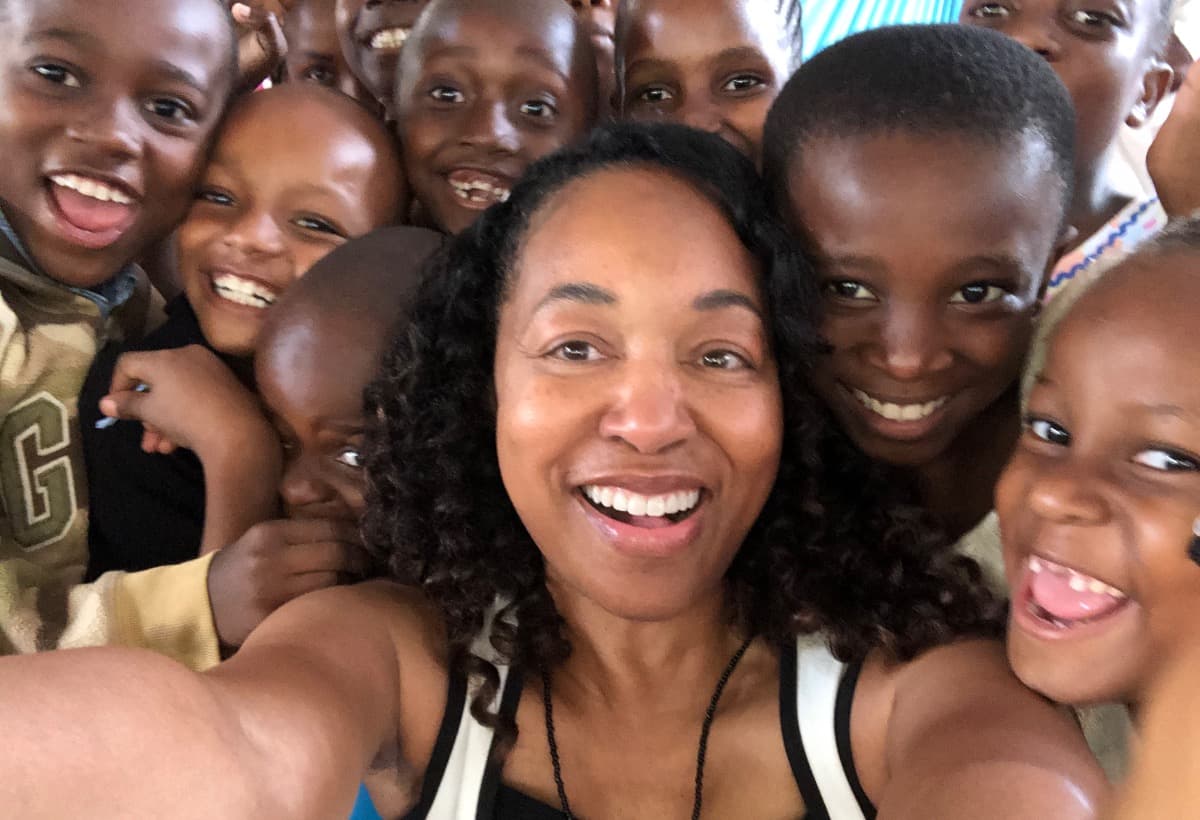 MamaBearsForChildrenInKenya