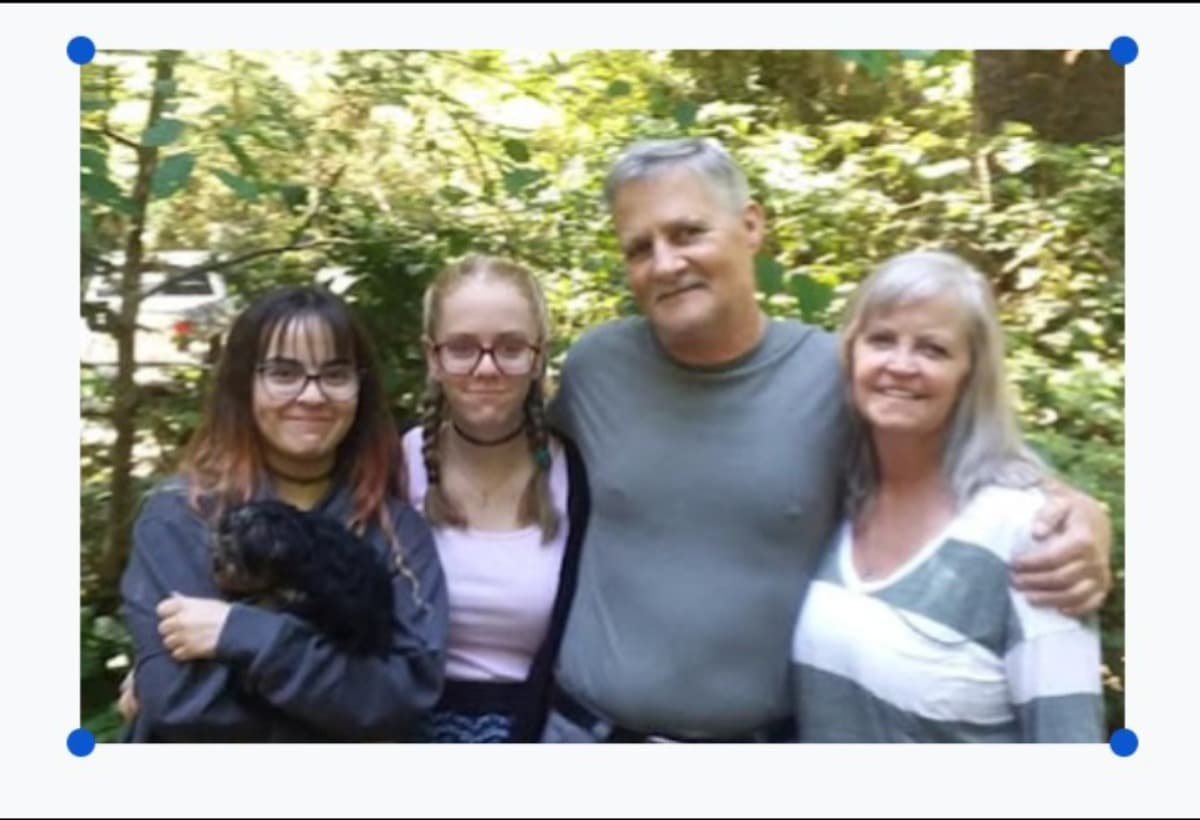 HelpBobbieTherouxPlease