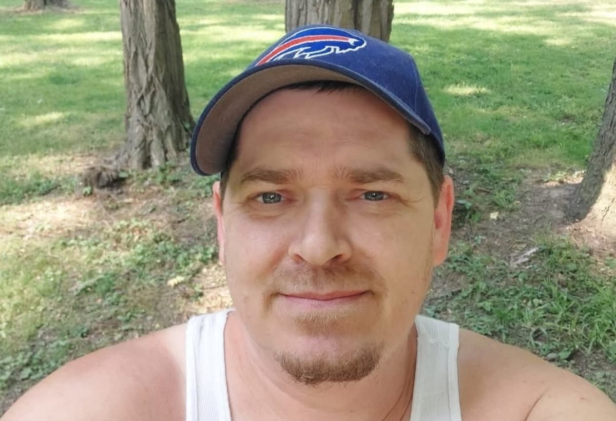 HelpChrisGetOnHisFeet