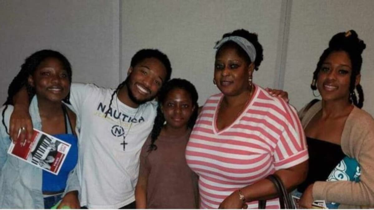 ThreeFamilesLostTheirHero