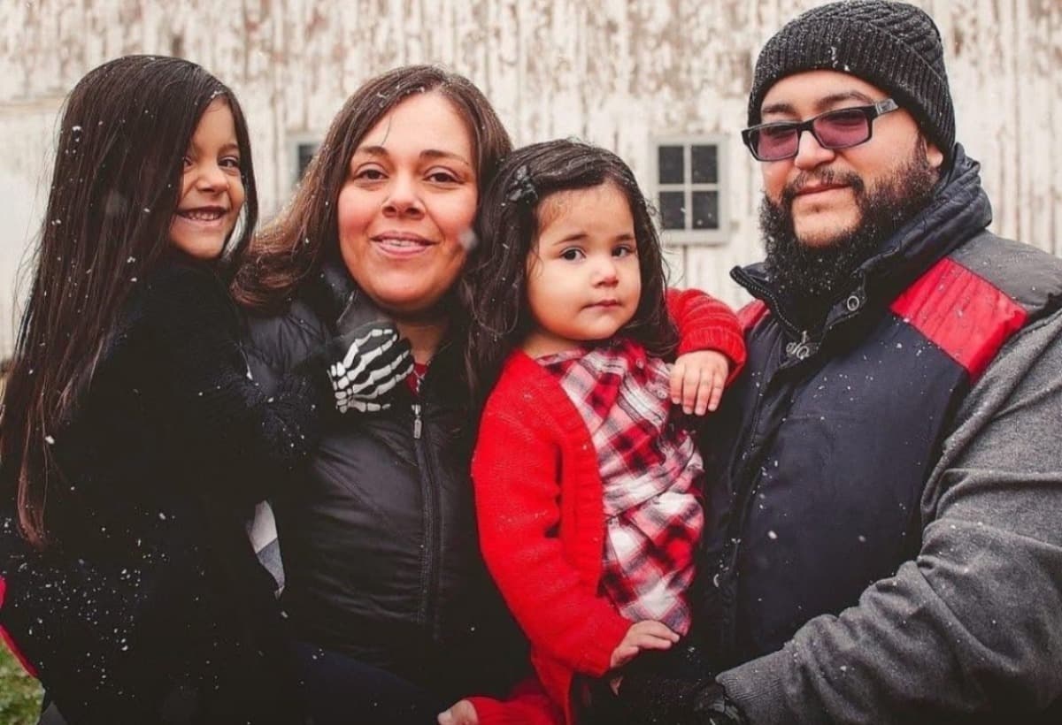 LetsHelpAFamilyInNeed