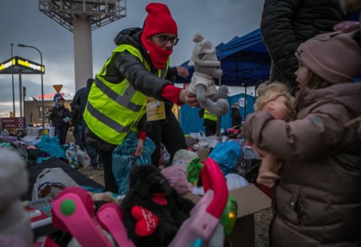 HelpUkrainianRefugeesNOW