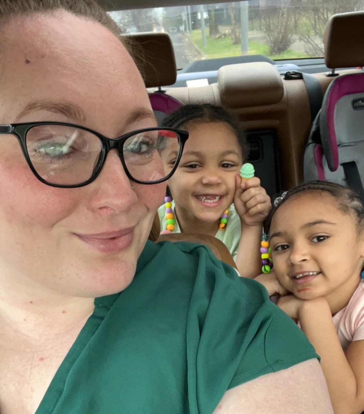 SingleMomOfTwinsNeedsACar