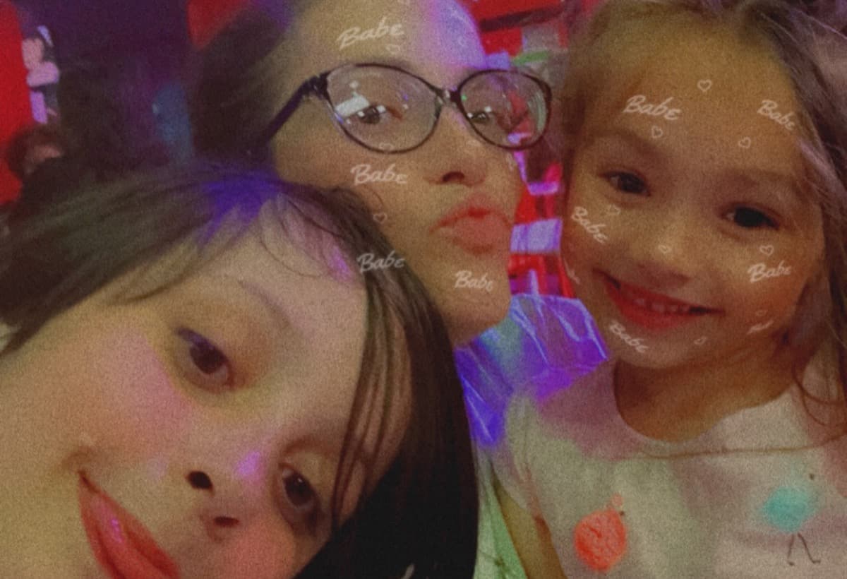 OldCarCaughtOnFireCaught