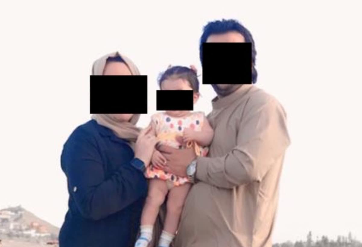 ResettleAfghanWomanAndFamily