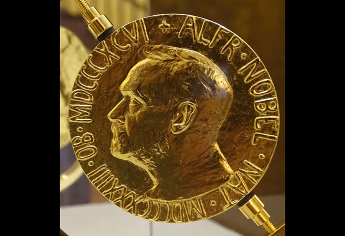 MattAndTreyForPeacePrize