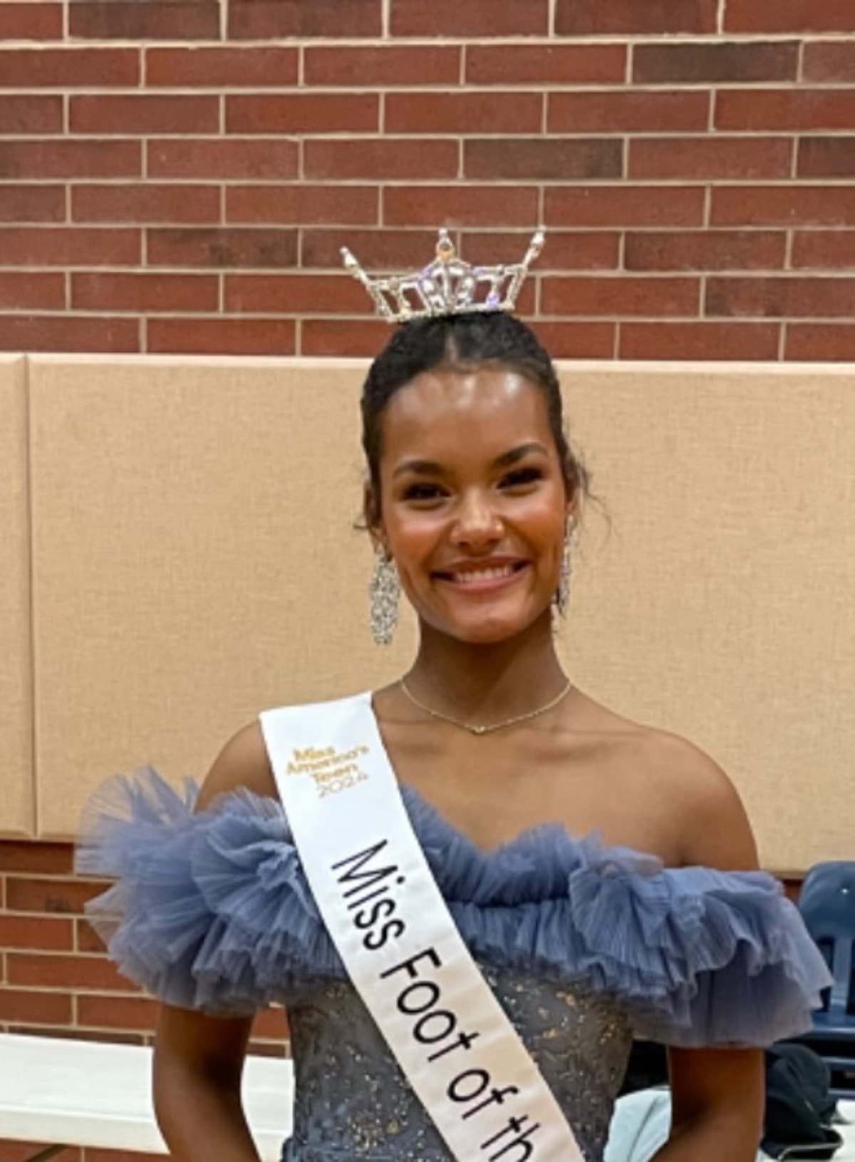 MissFootOfTheLakesTeen