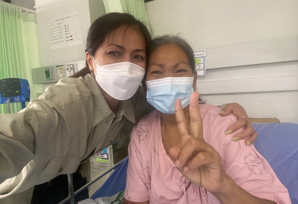 HelpSirisMotherInThailand