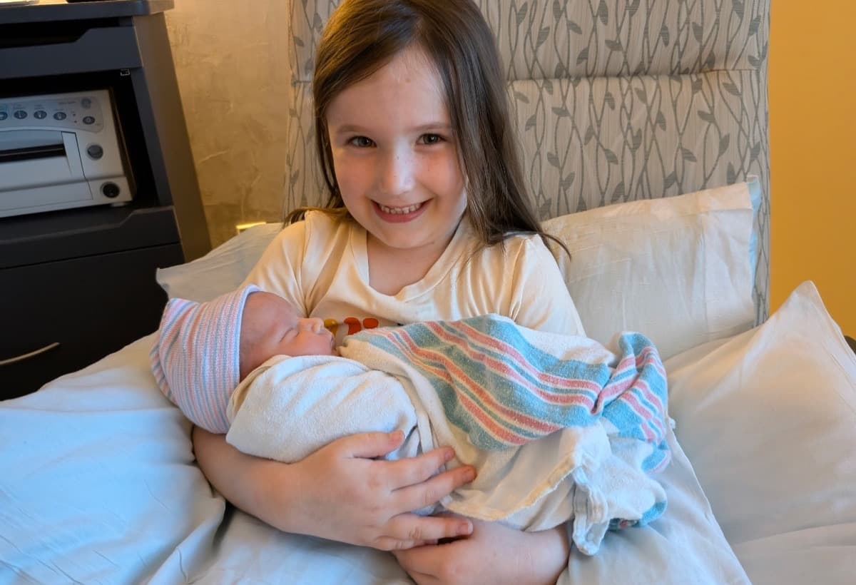 HelpBabyRamonasFight