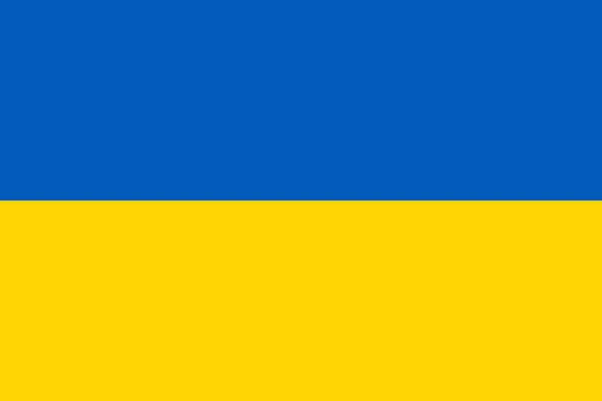 HelpLarissaFamilyInUkraine
