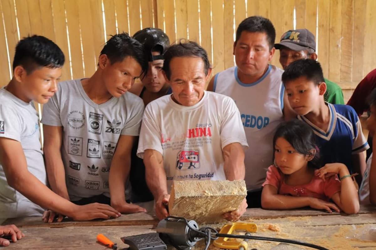 AmazonWoodcarversSchool