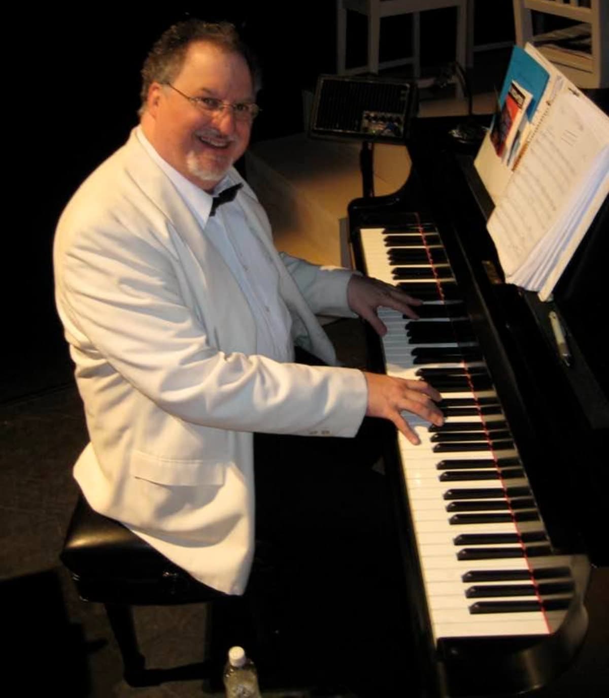 HelpBroadwayPianistRecover