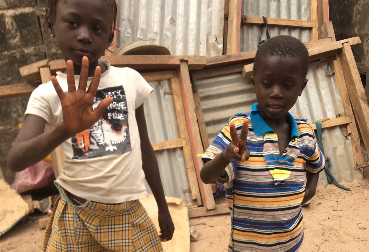 HelpFamilyInNeedOversees