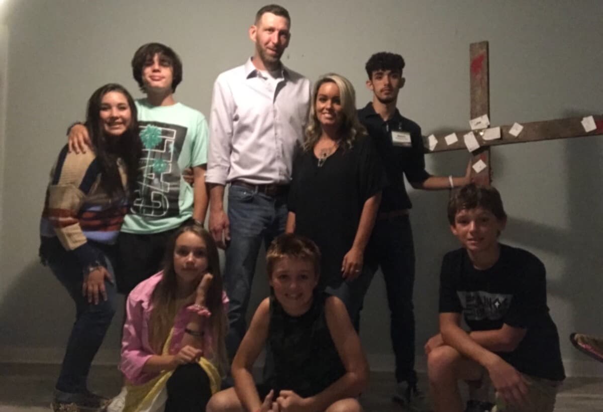 FamilyInNeedOfHelpAsap