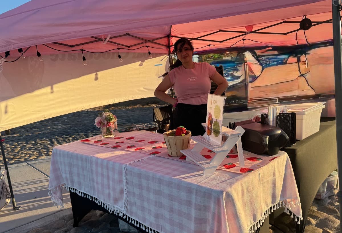 StrawberryDreamsFoodTrailer