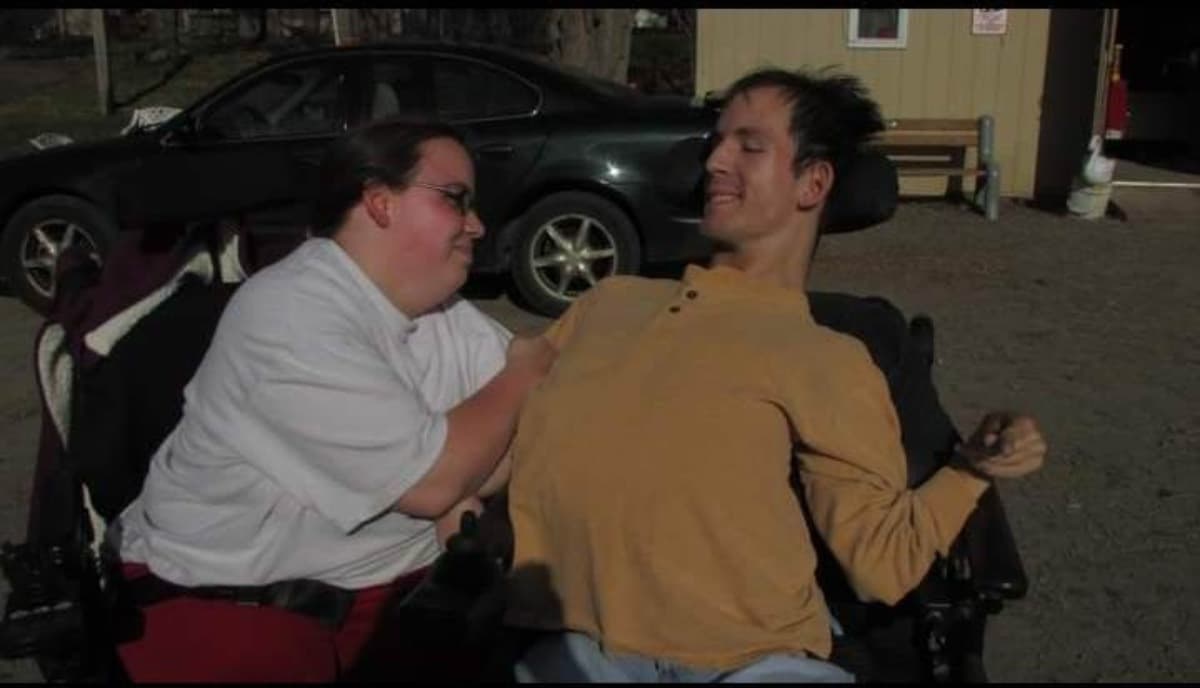 CloseFriendNeedsVanFixed