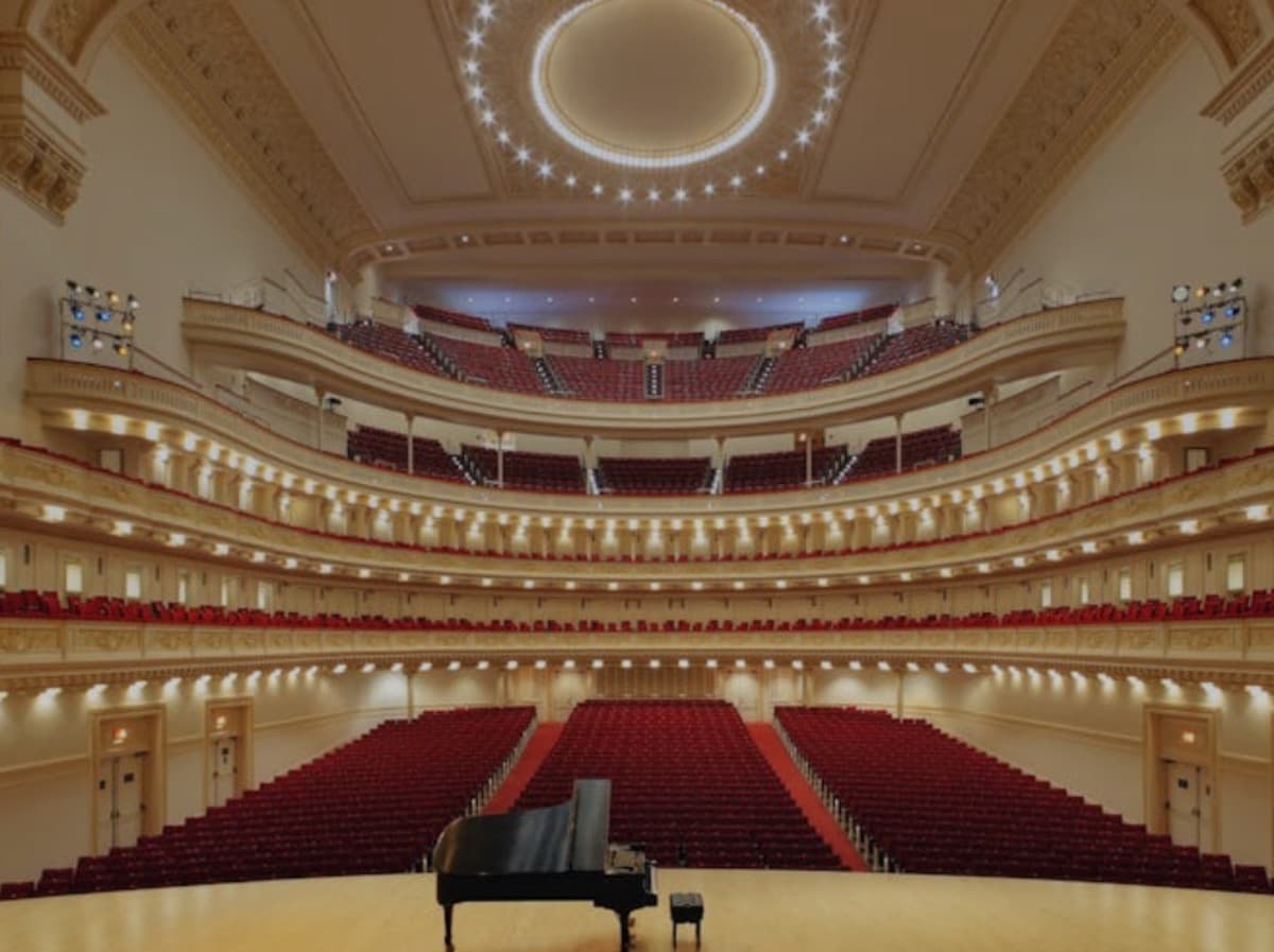 ShannonSingsAtCarnegieHall