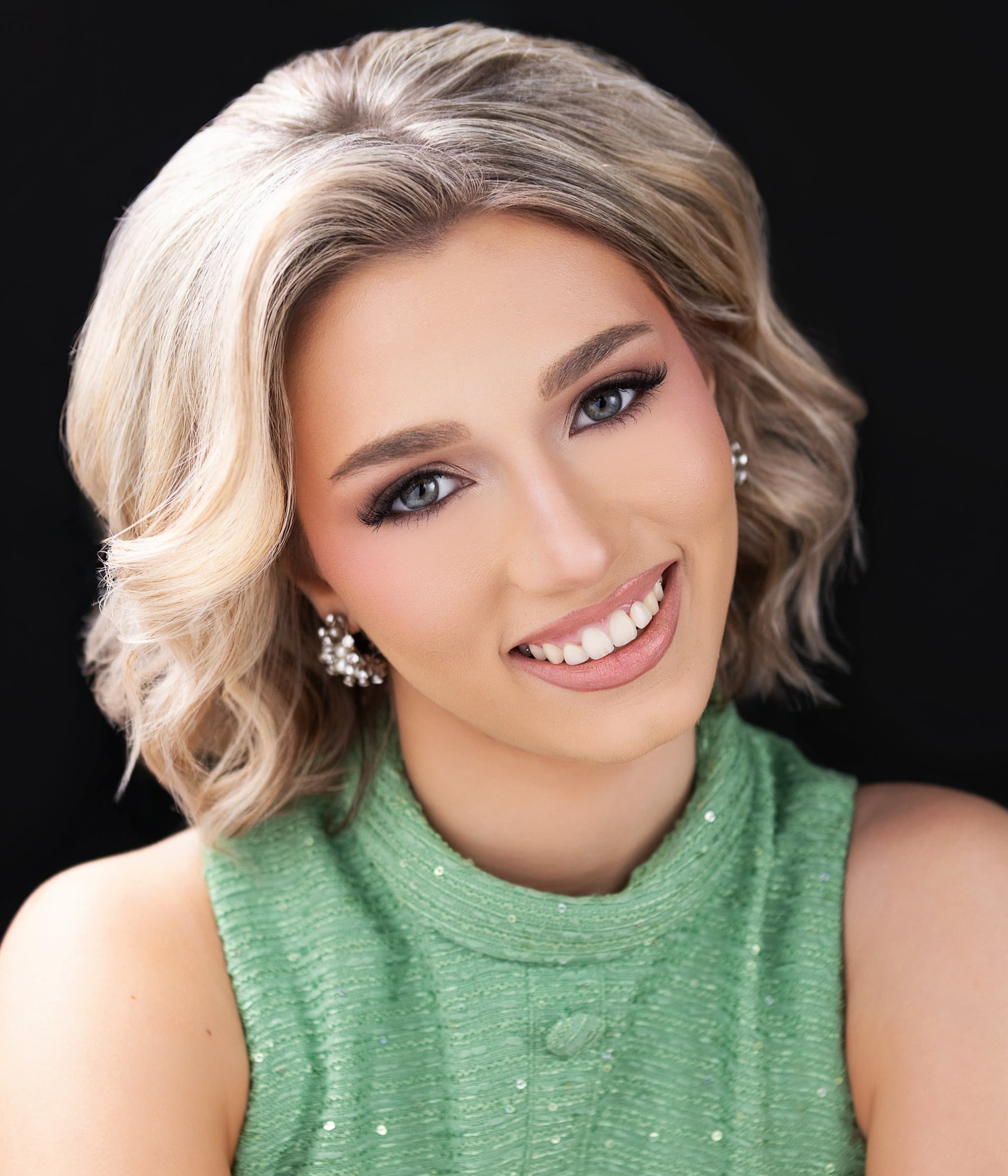 Miss MidState's Teen Lydia Peters