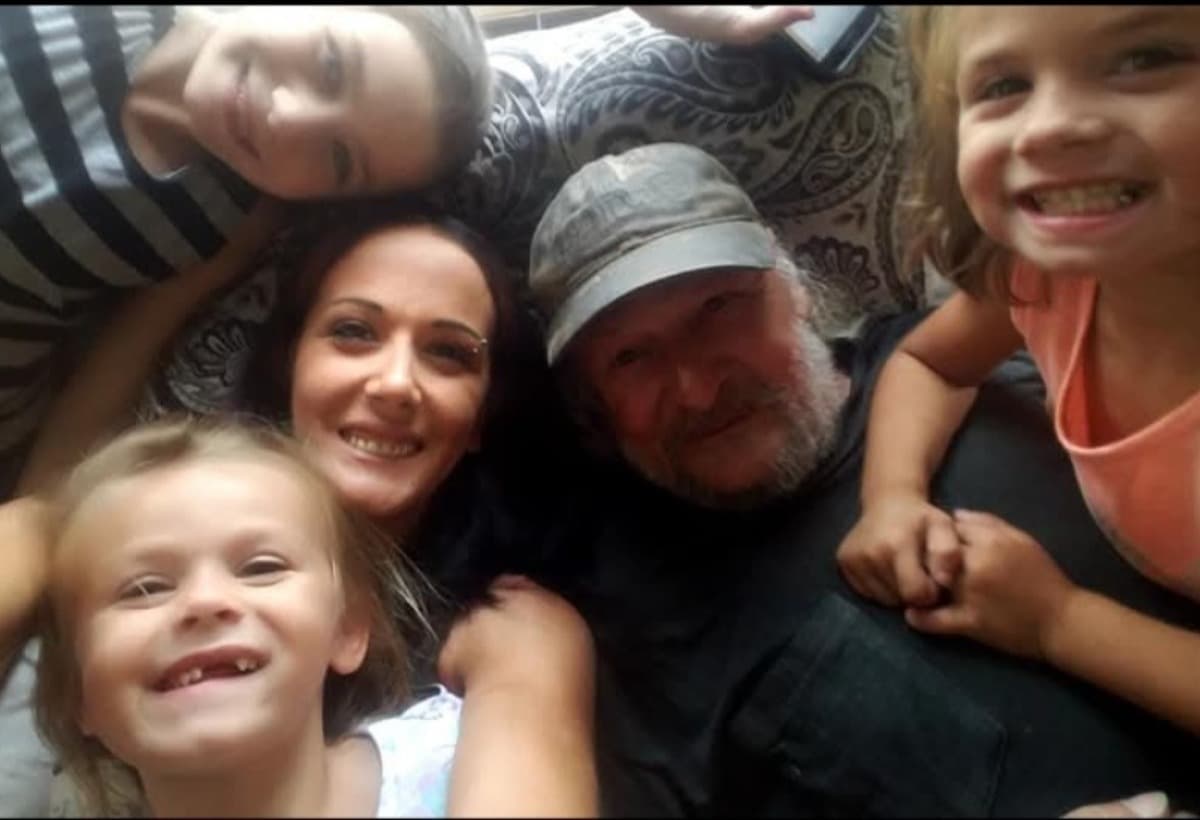 HelpWithFathersCremation