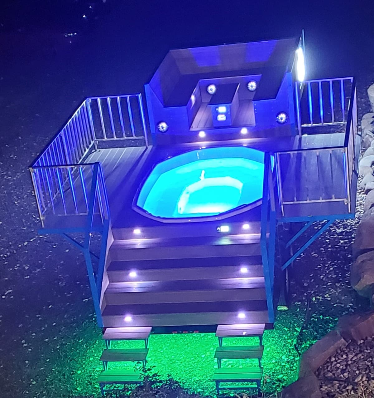 FriendsgivingPartyTub