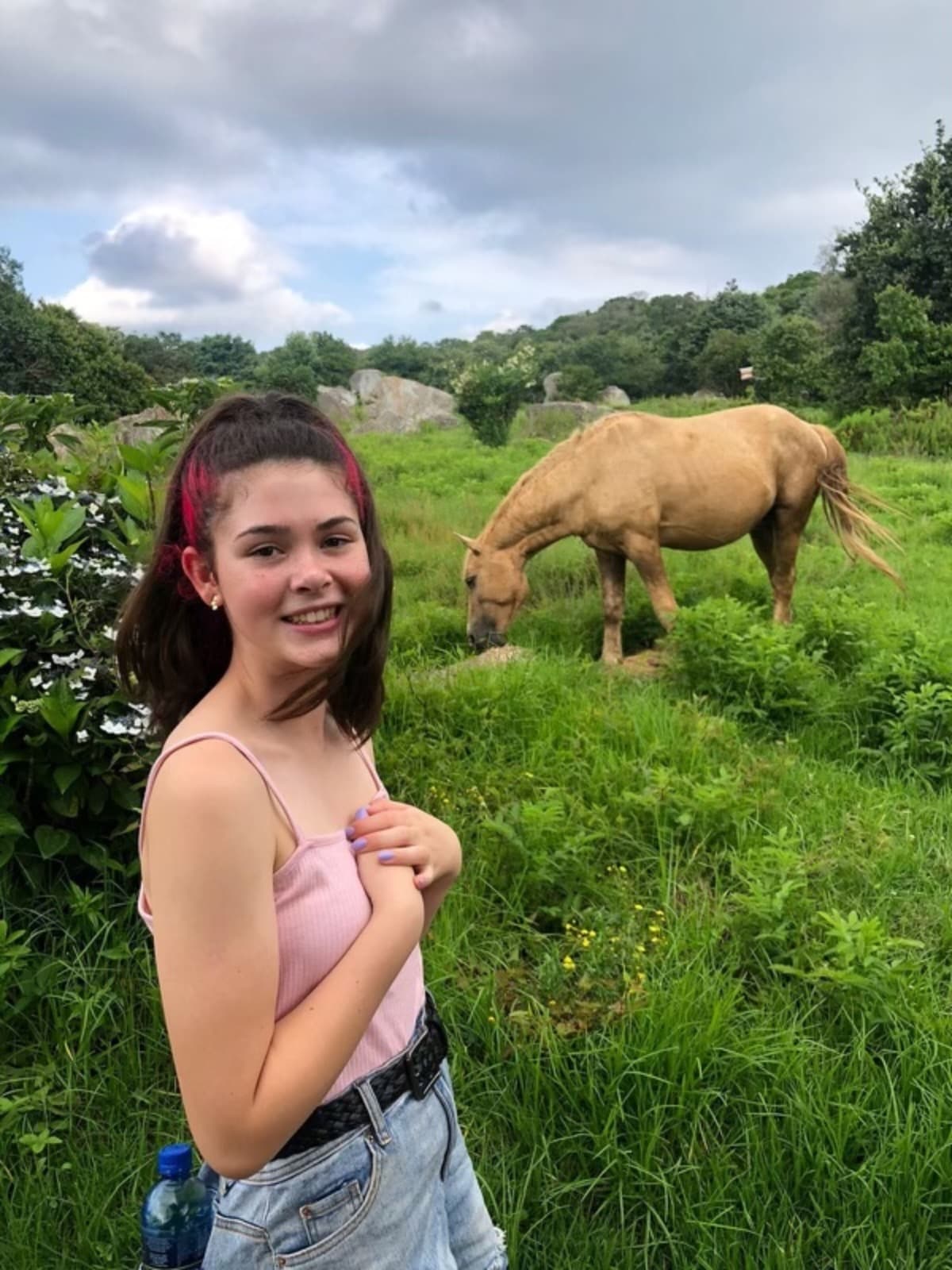 GabyWantsToVolunteerAtCamp