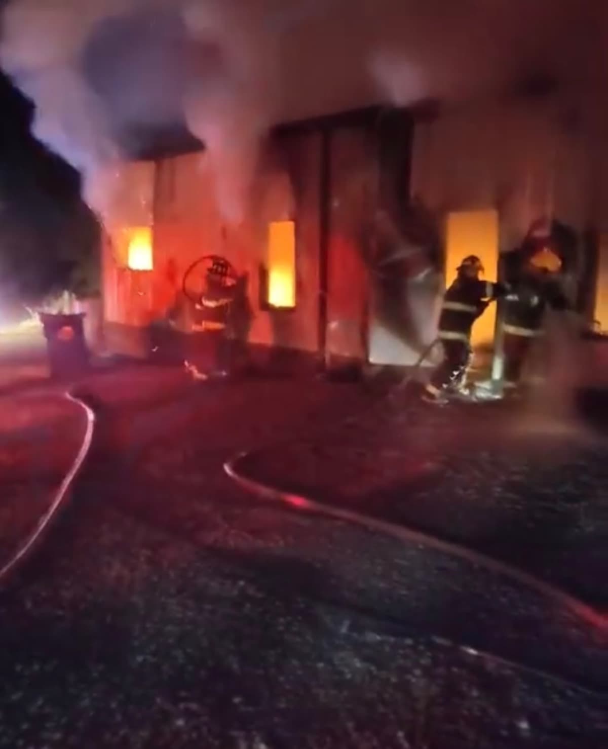 LostEverythingInHouseFireHlp