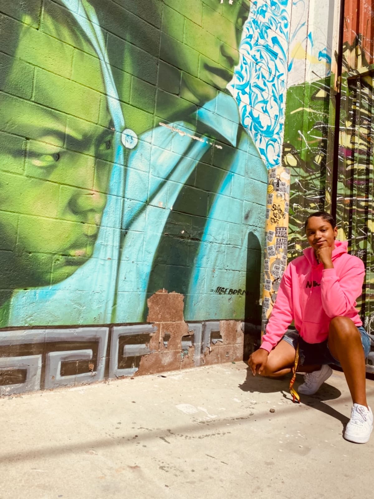 Wife1stPregnaceyFreeBday