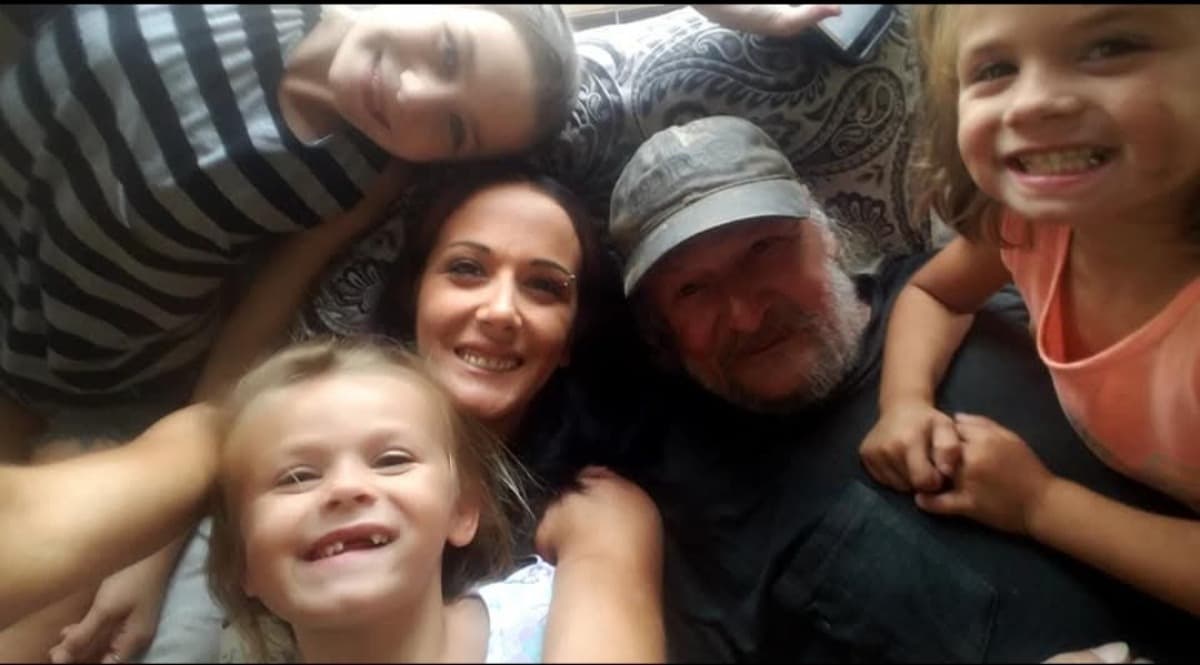 HelpWithFathersCremation