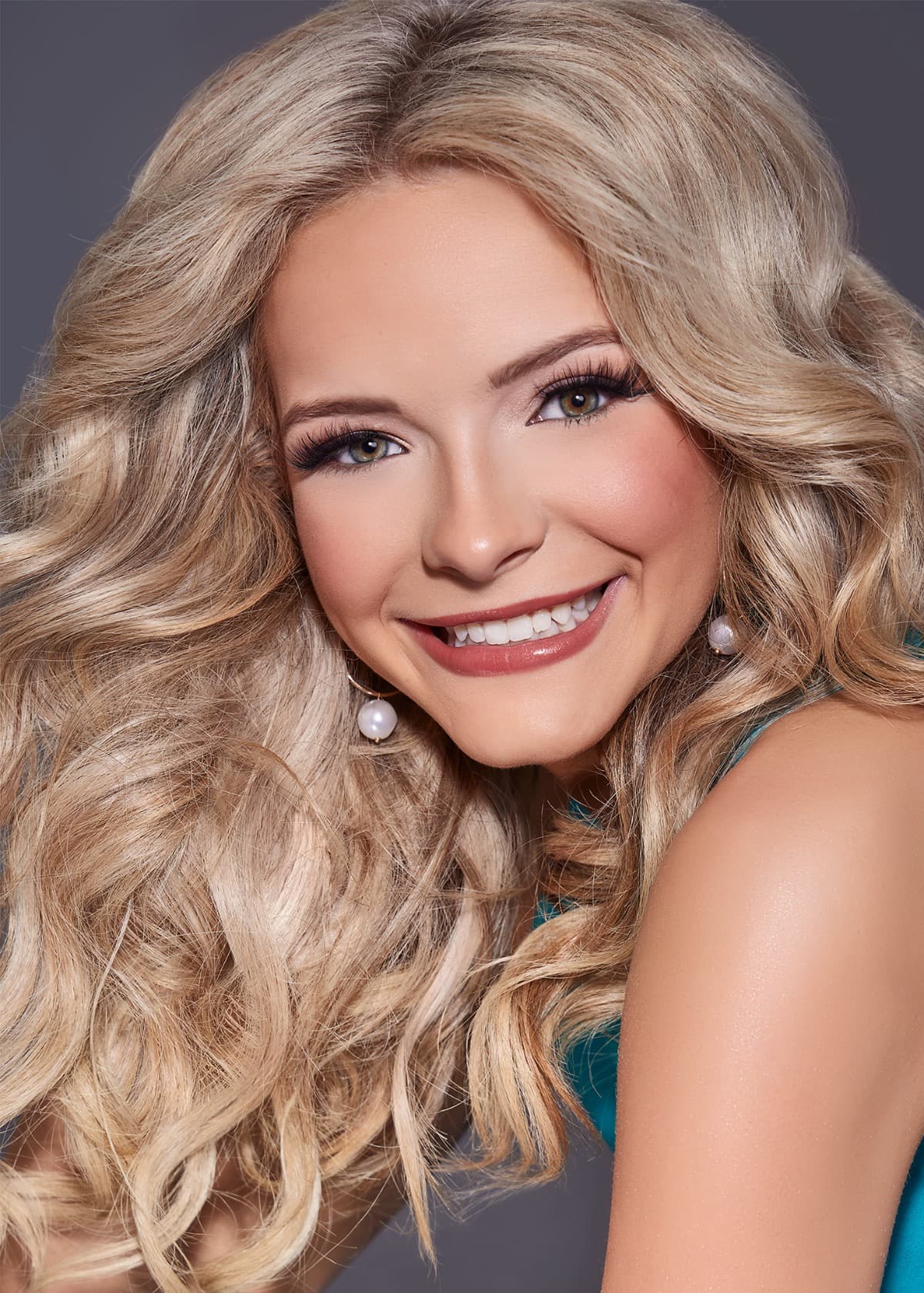 MissTXTEENChloeRobbins