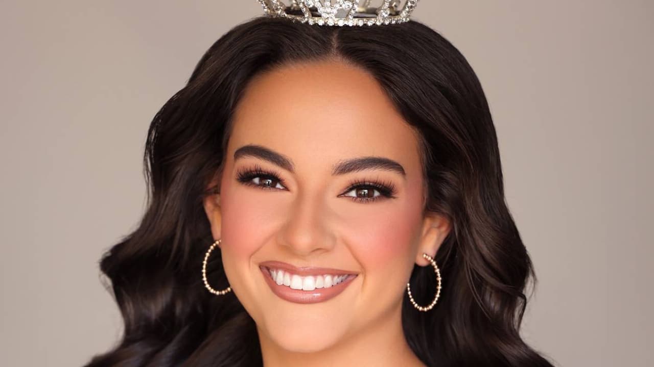 Miss Jones County's Teen Aubree McNeil