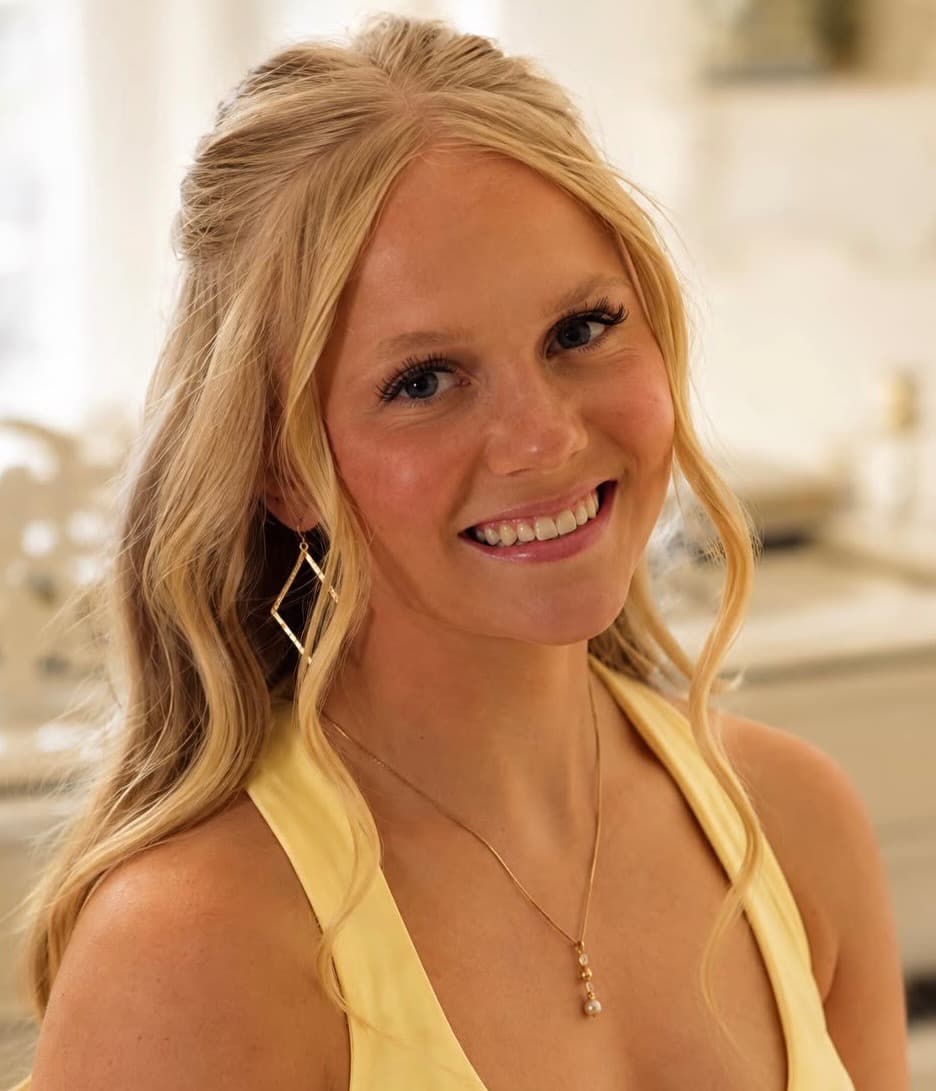 Kailey Hanson Miss North Star Delegate #1