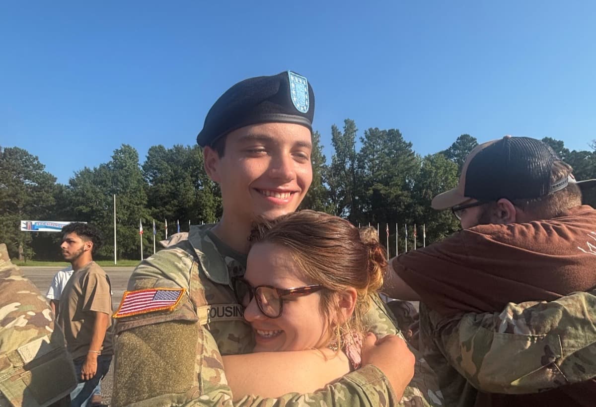 HelpMySoliderFixHisCar