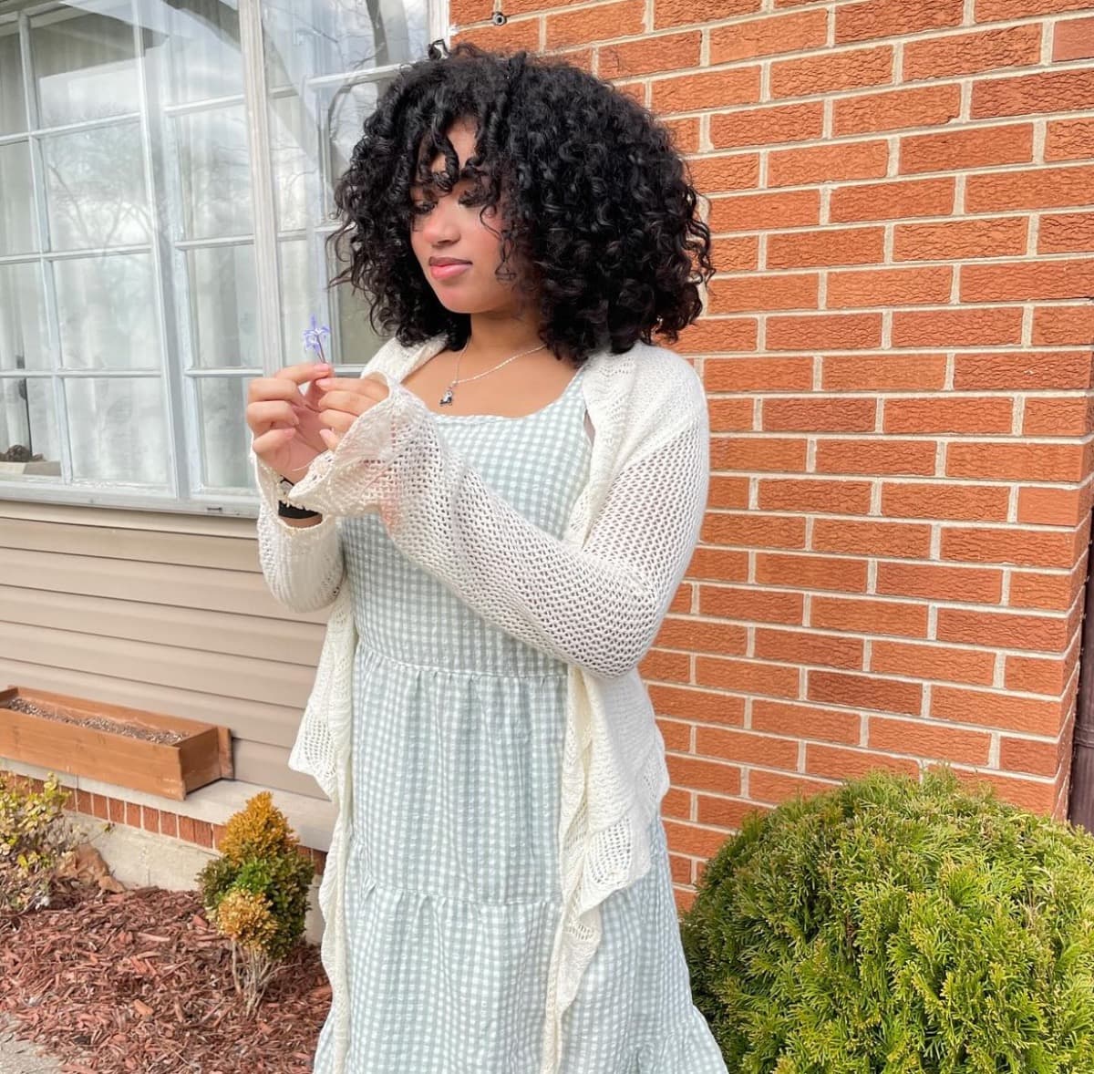 SupportBellaAtArtInstitute