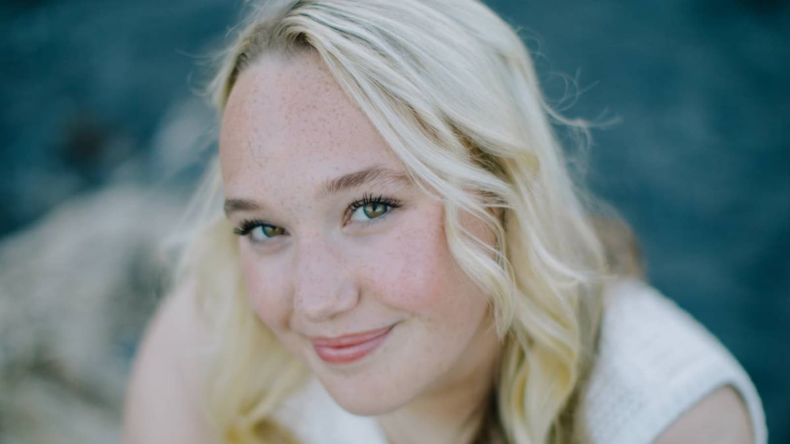 Miss Alaska Teen Candidate