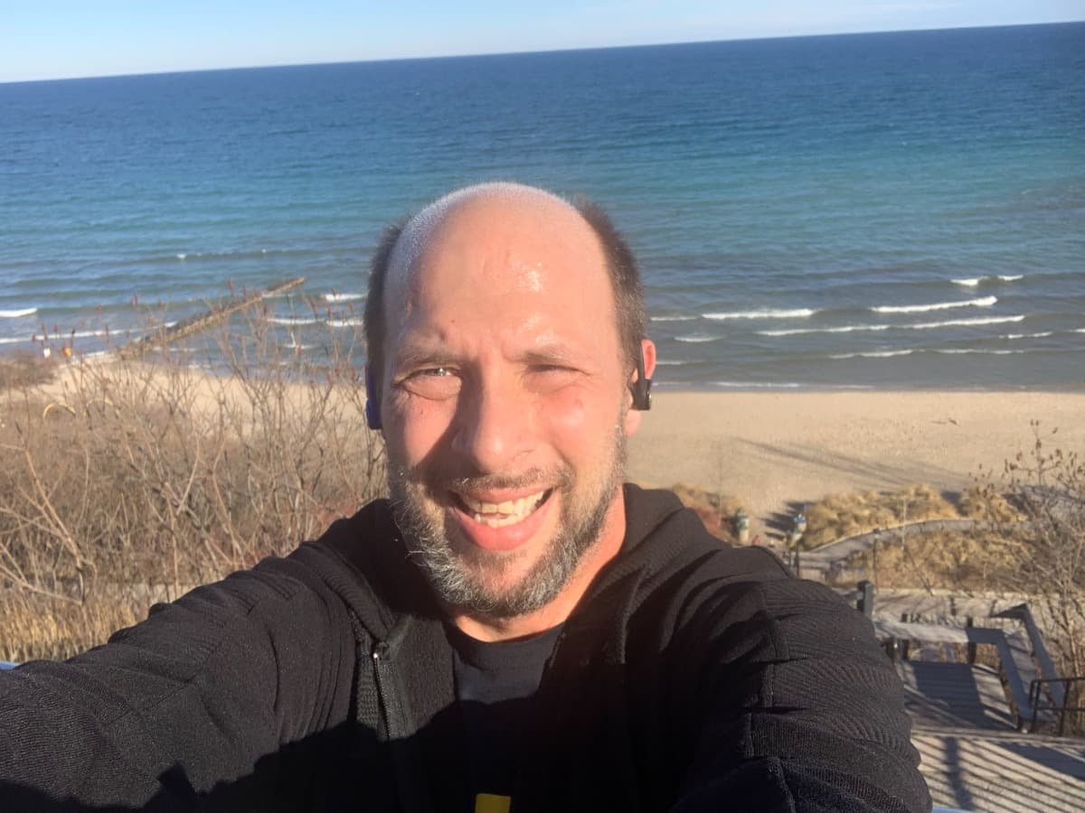 DownIsNotOutJustNeedAHand