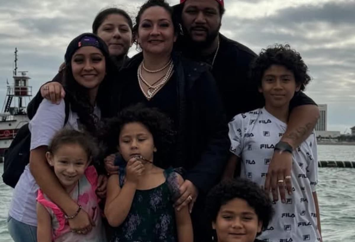 SupportingTheHoodFamily