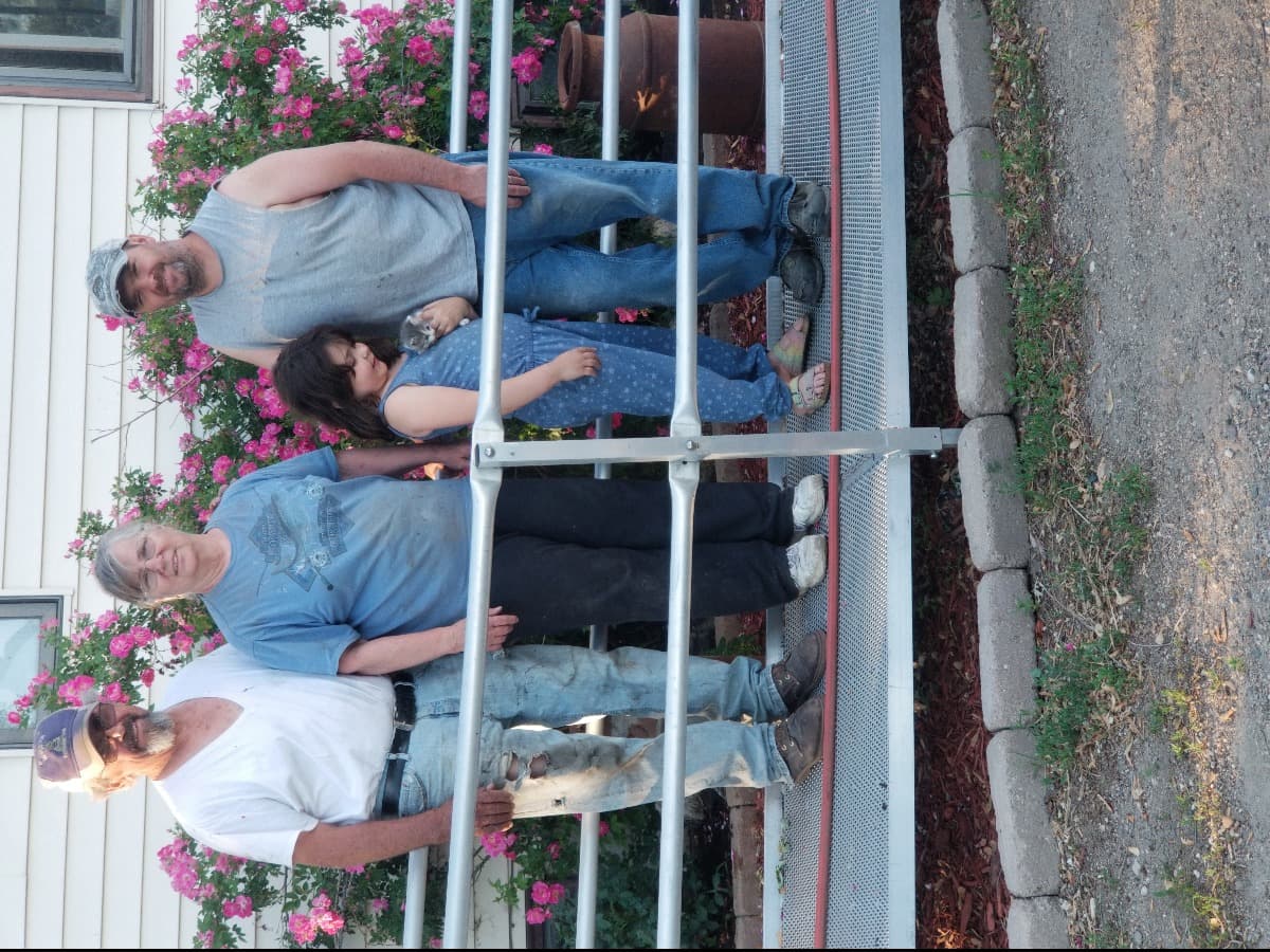 FarmerGaryBattlesCancer