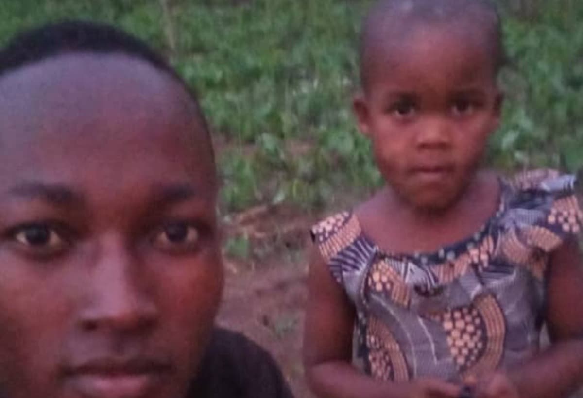 HelpBKFeedHisSiblings